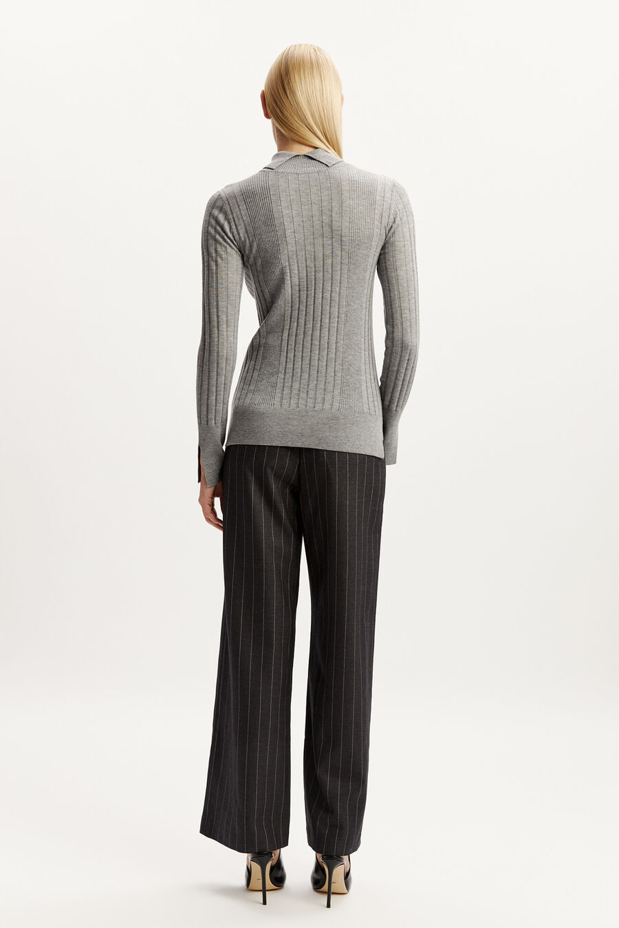 Tarshee Turtle Neck Knit Top