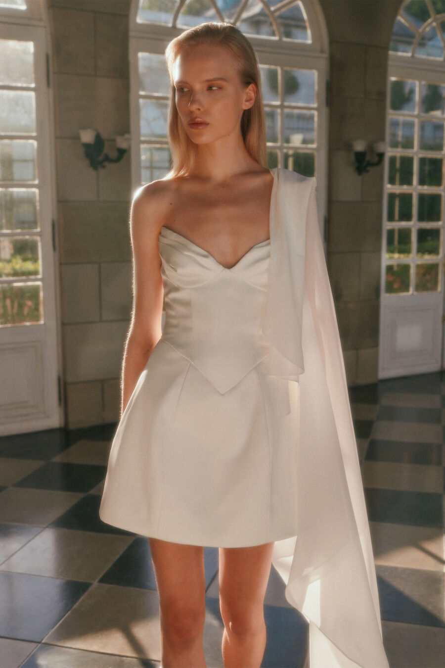 Tessa Hourglass Mini Dress