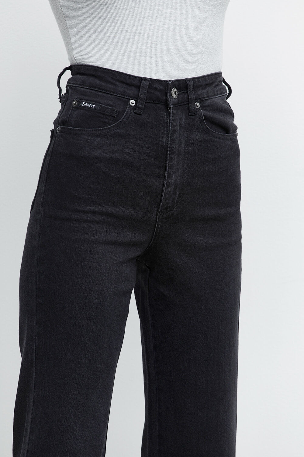 Lora Wide Leg Jean in Black | Bardot