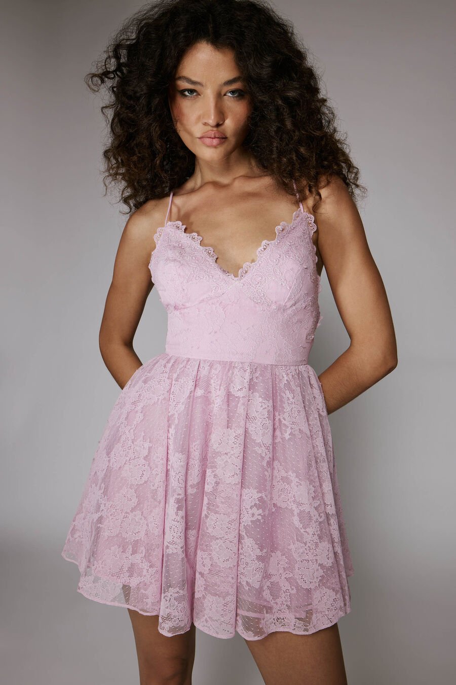 ORELIA LACE MINI DRESS in colour Lilac
