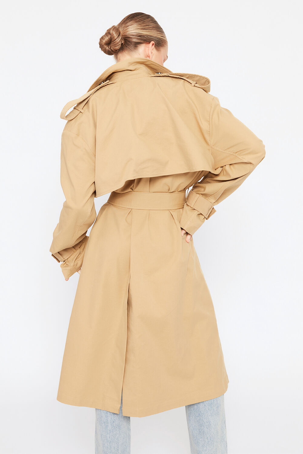THE OVERSIZED TRENCH in colour TAN