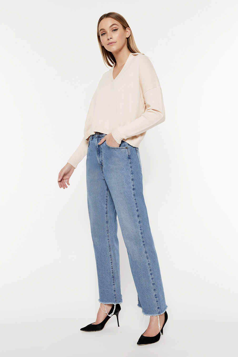 OVERSIZED COLLAR KNIT in colour IVORY CREAM