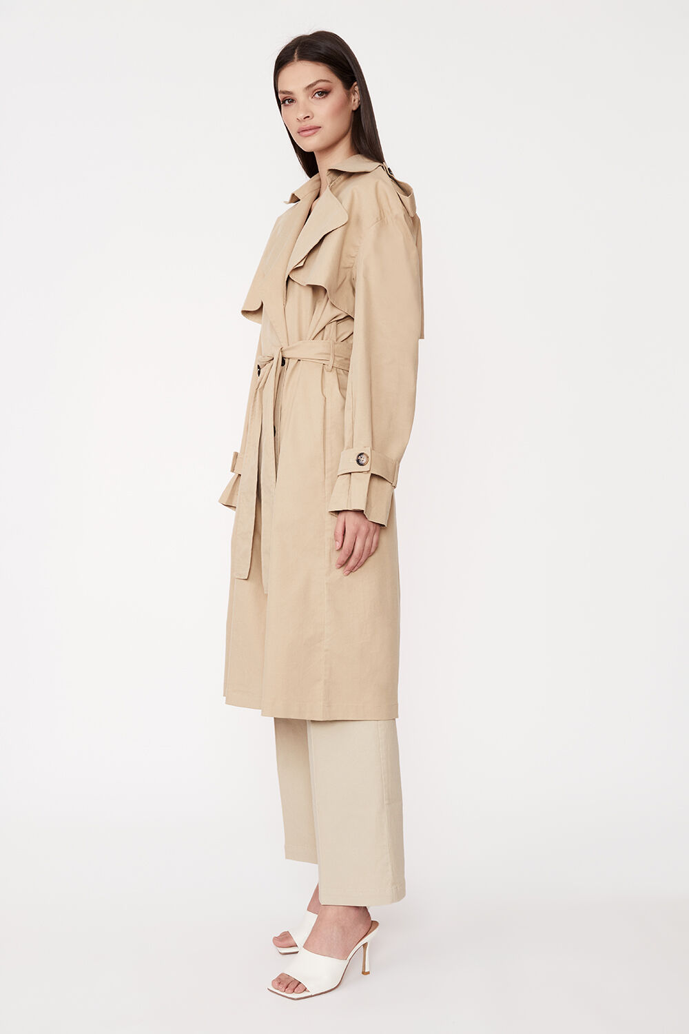 THE OVERSIZED TRENCH in colour TAN