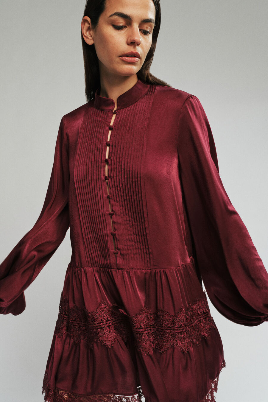 ANTONIA LACE TRIM MINI DRESS in colour Mulberry