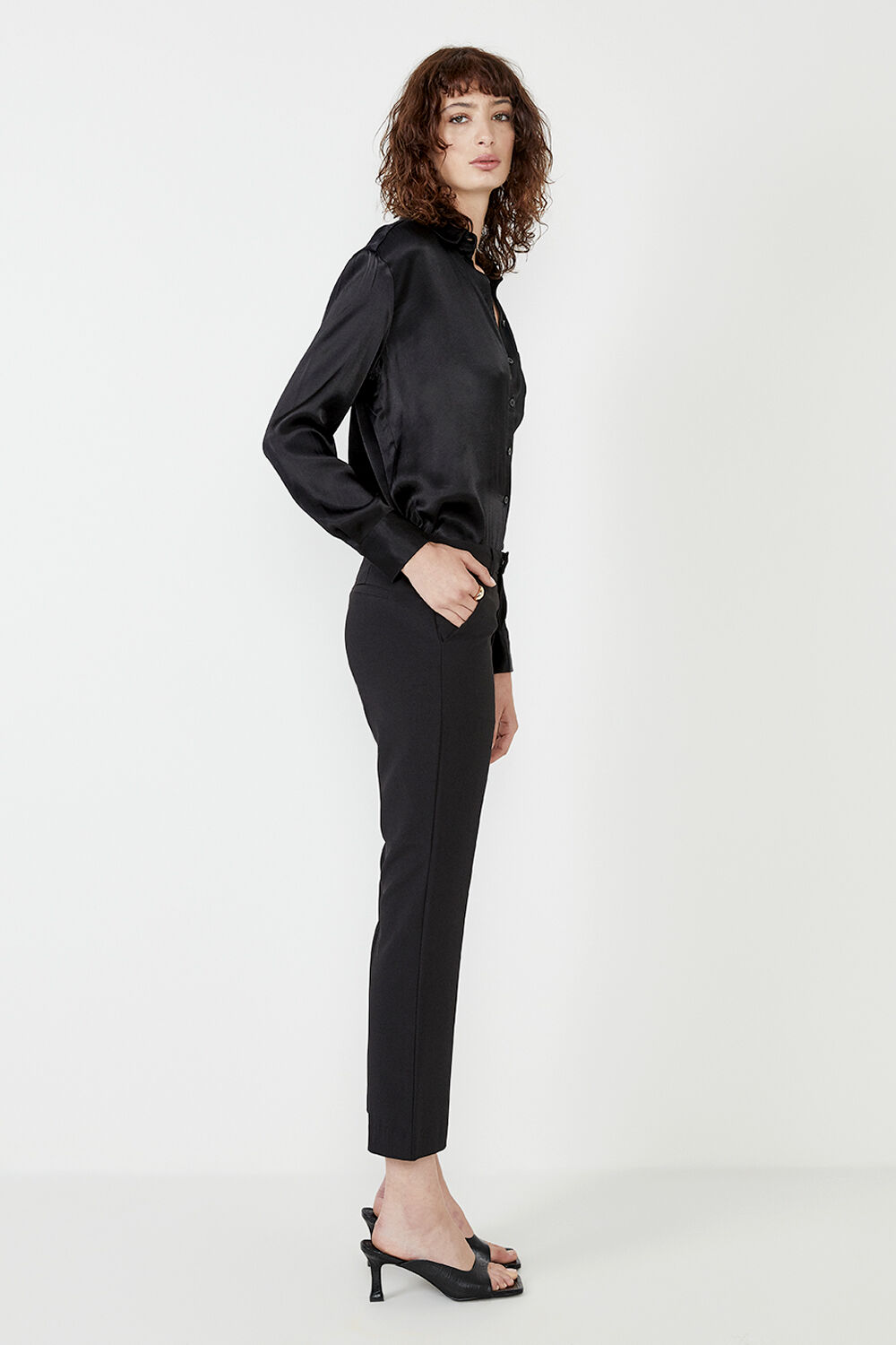 LEIA TROUSER in colour CAVIAR