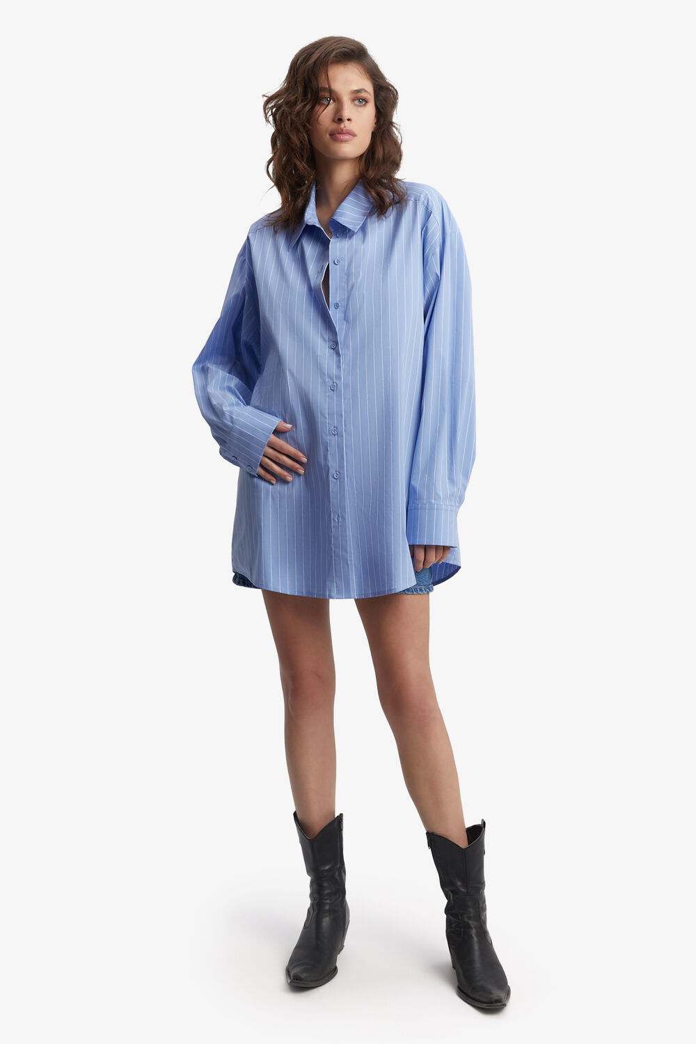 STRIPED OVERSIZED SHIRT in colour CLOUD DANCER