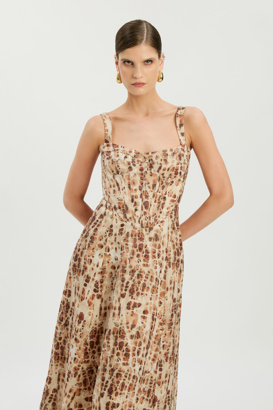 LILAH CORSET MIDI DRESS in colour PEBBLE PRI