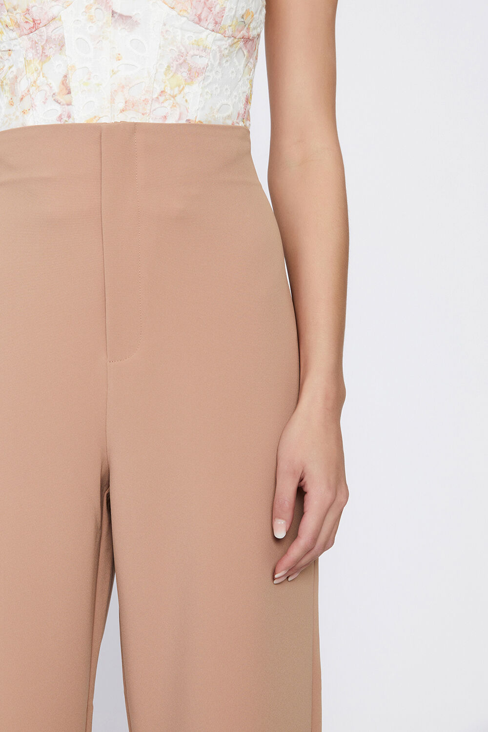 ANNA HIGH WAIST PANT in colour TAN