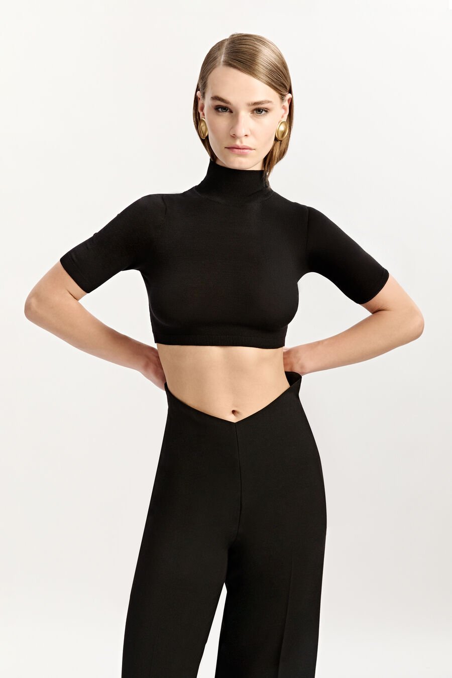 Jaks Turtle Neck Knit