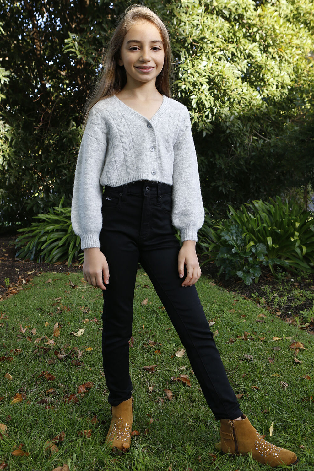 tween-girl-sienna-super-high-jean-in-black-bardot-junior