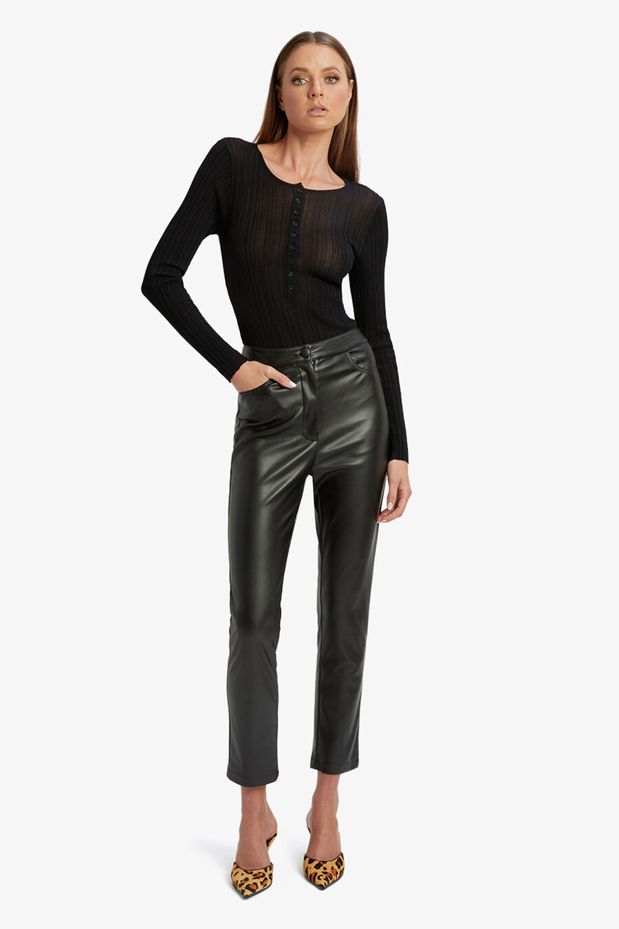 PEARSON VEGAN LEATHER PANT in colour BLACK