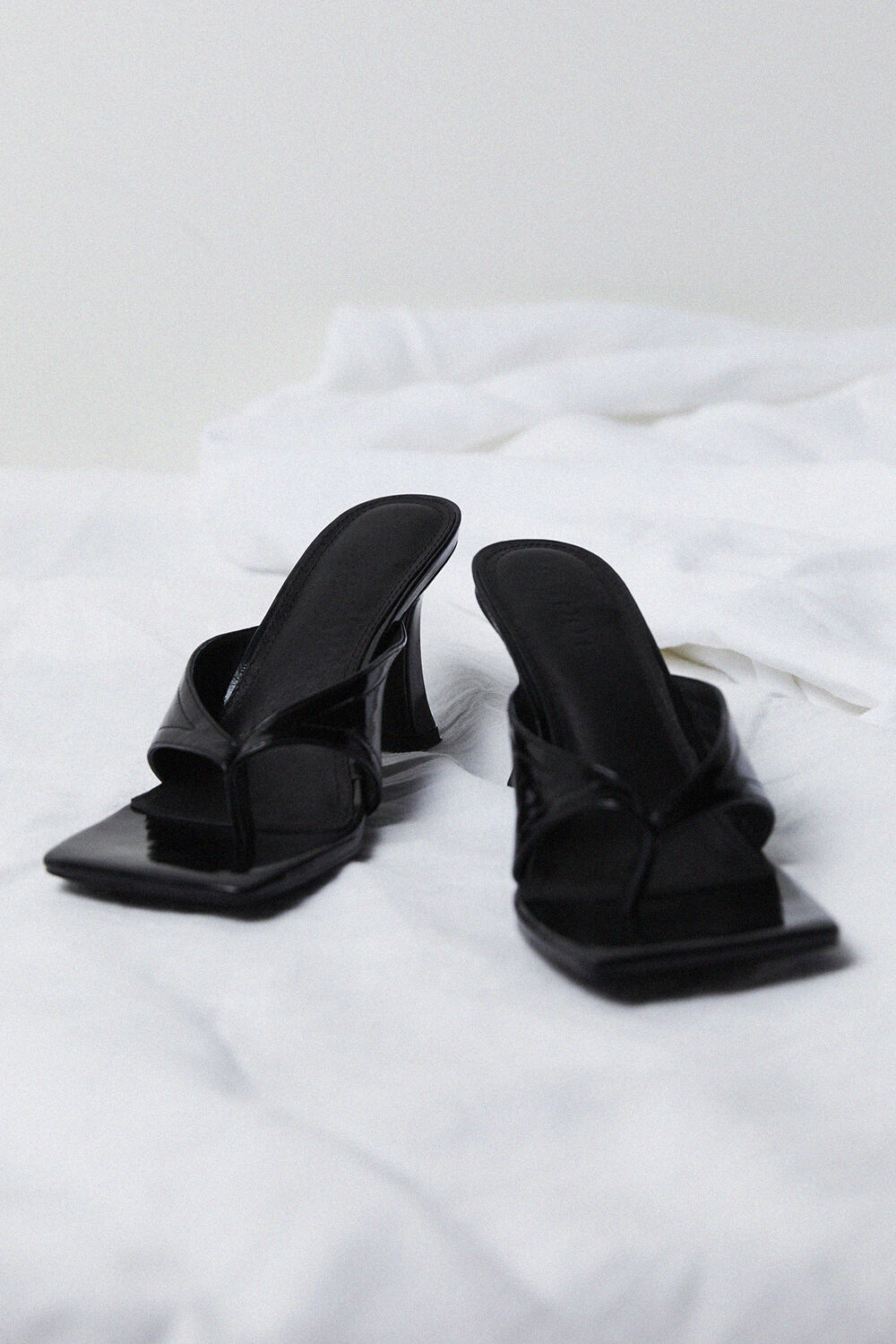 black thong heels