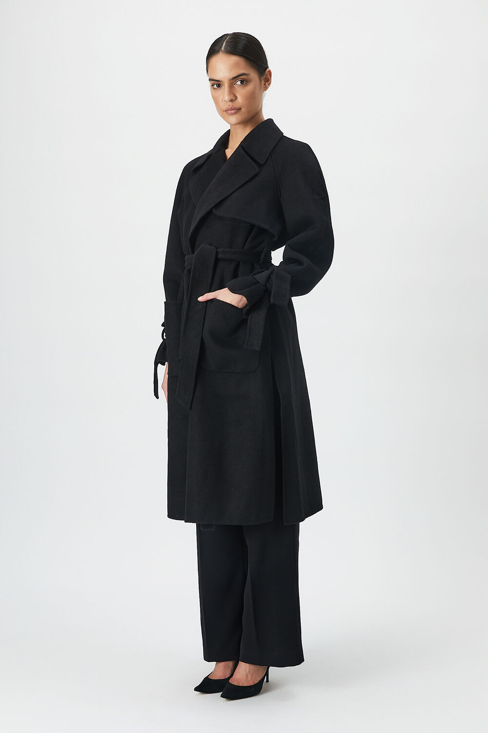 WOOL-RICH OVERSIZED TRENCH COAT in colour CAVIAR