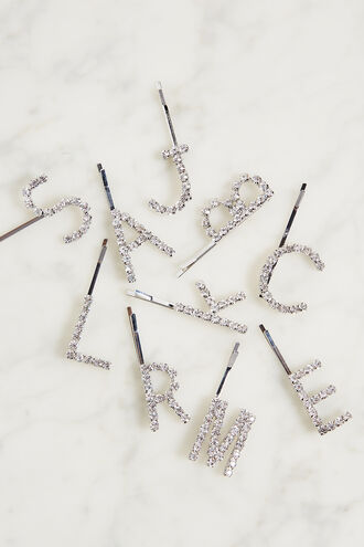 INITIAL HAIR CLIP in colour SILVER