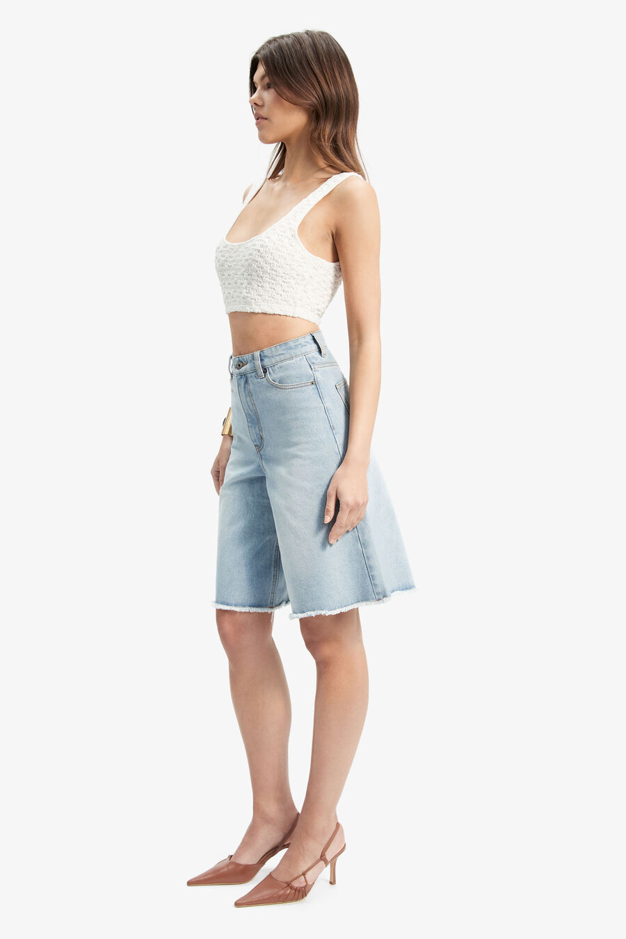 FORTE LONG DENIM SHORT in colour LIGHT WASH