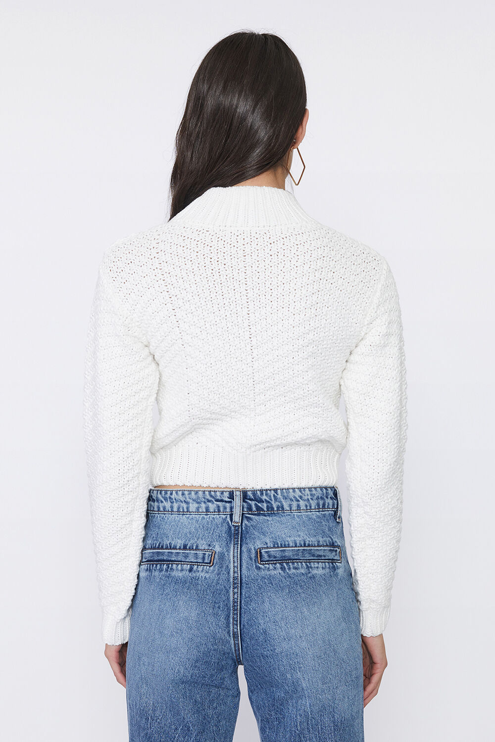 LAIA KNIT TOP in colour CLOUD DANCER
