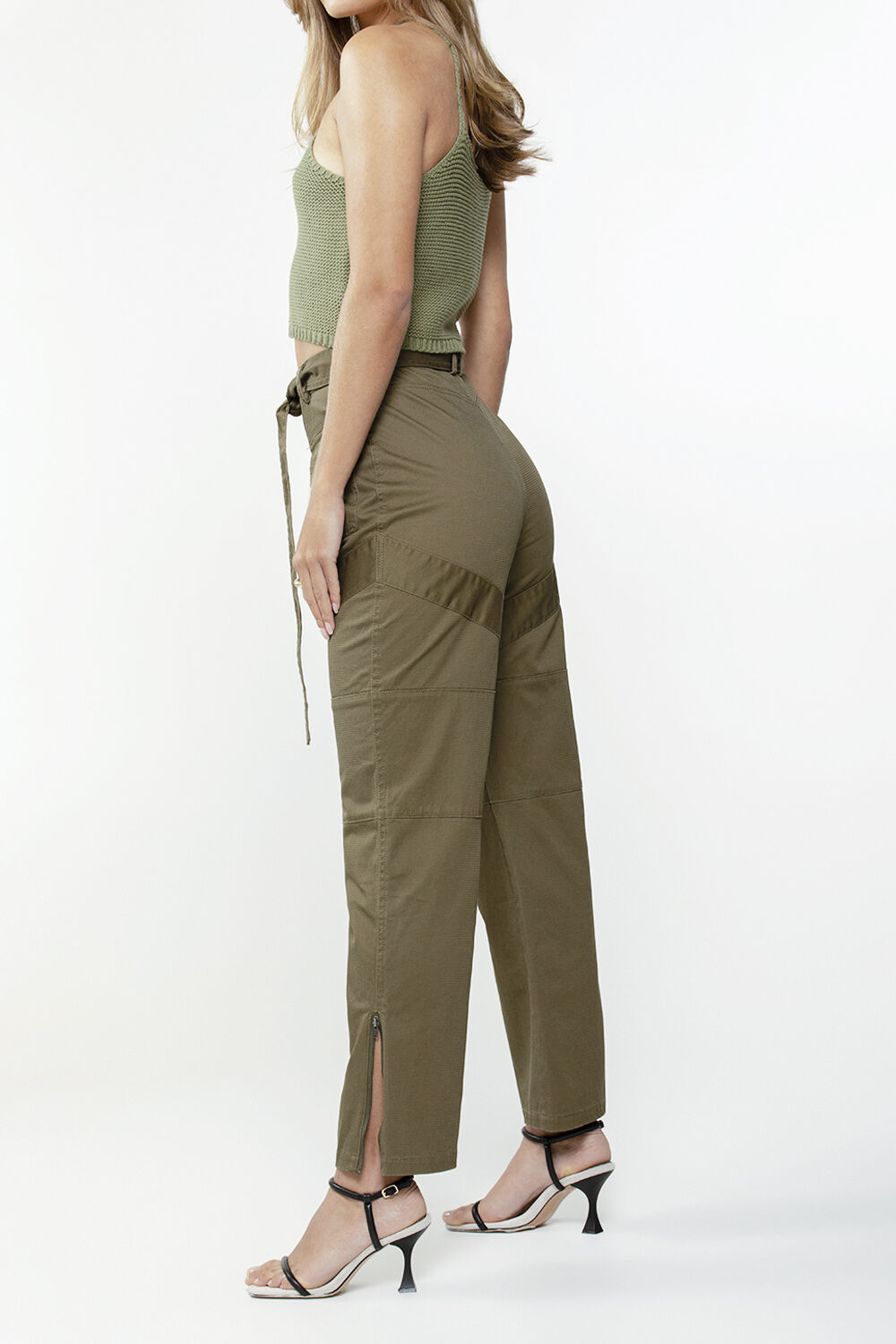 UTILITY SEAM DETAIL PANT in colour IVY GREEN