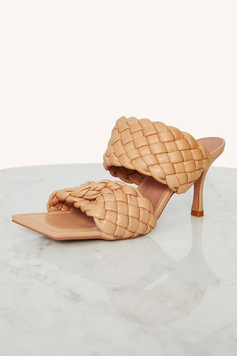 BELLA BRAIDED HEEL in colour MOONLIGHT