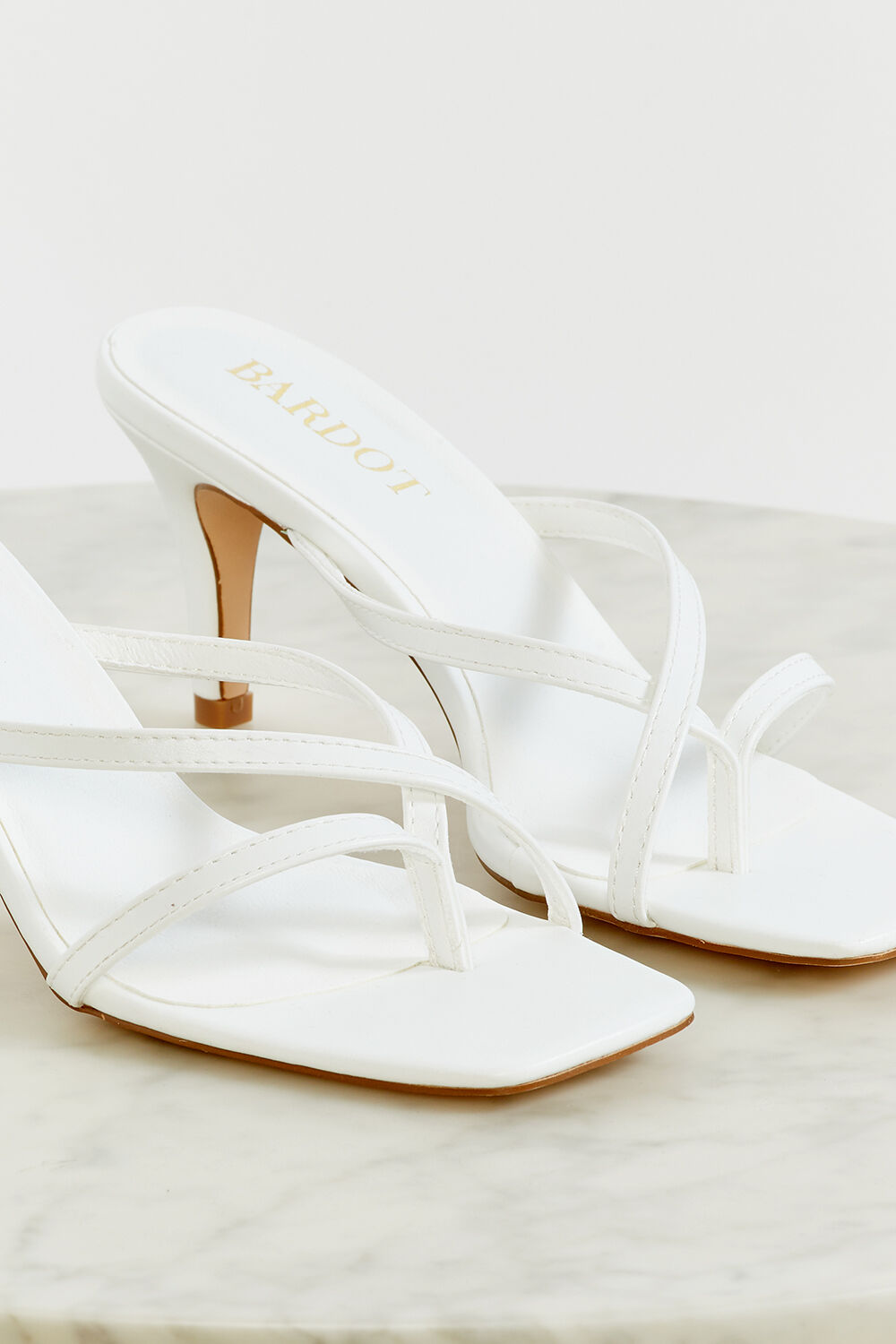 SQUARE STRAPPY HEEL in colour CLOUD DANCER