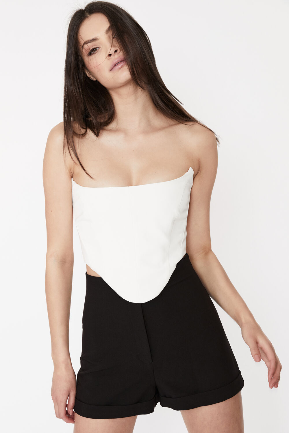 ANNA HIGH WAIST SHORT in colour CAVIAR