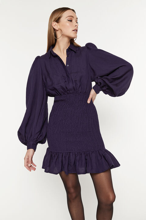 LINEN BLEND SHIRRED DRESS in colour BLACK IRIS