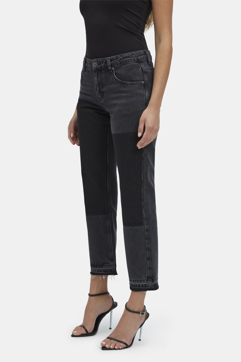 MARLOWE PATCH DENIM JEAN in colour CAVIAR