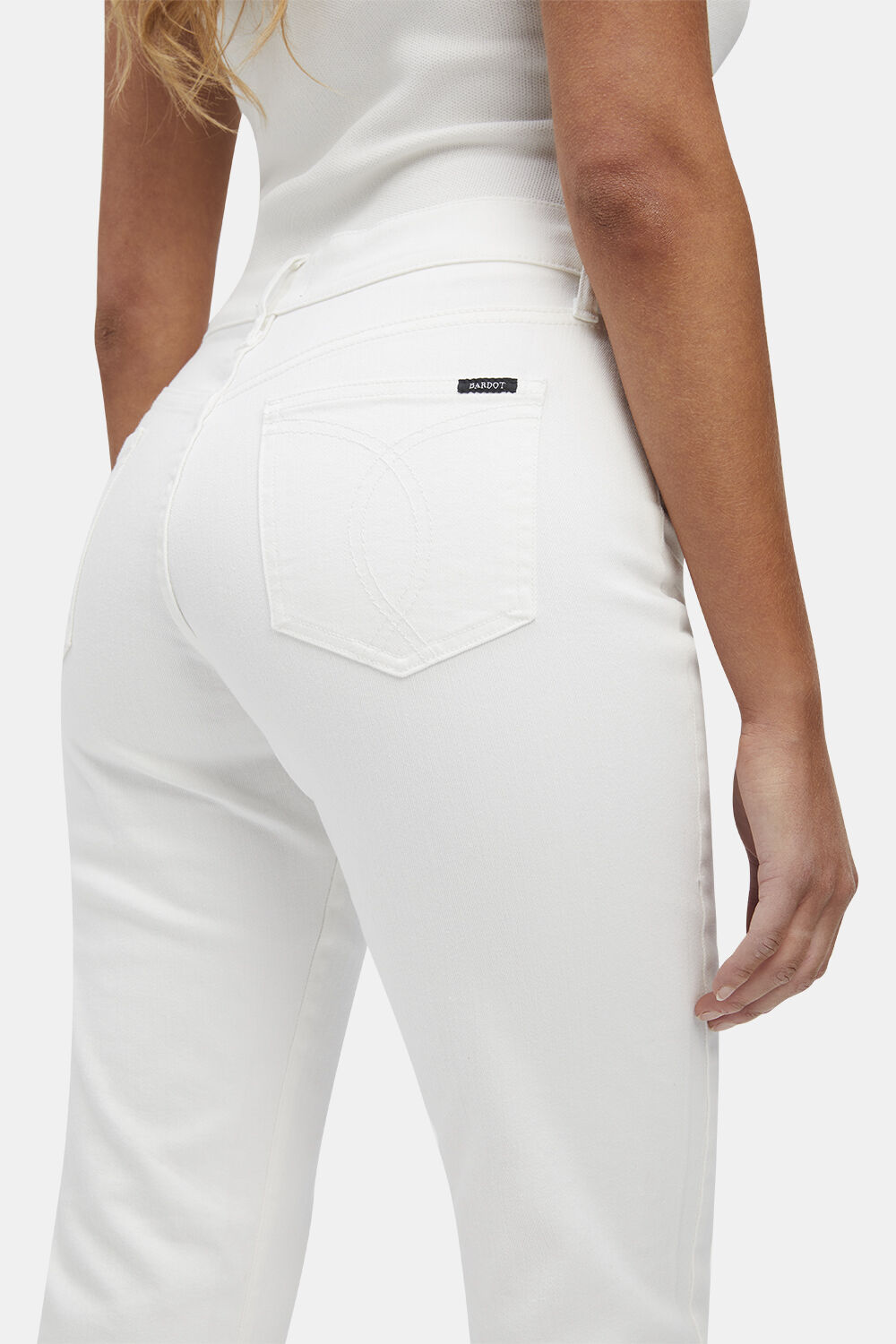 CIARA STRAIGHT JEAN in colour BRIGHT WHITE