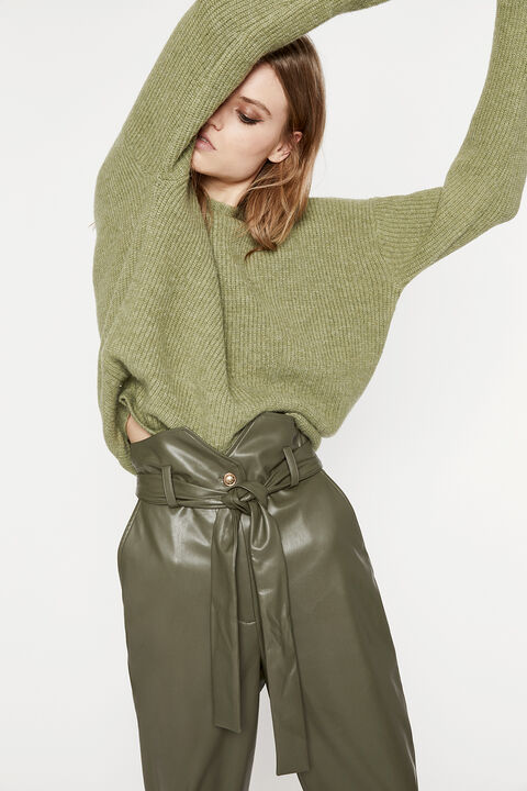 THE CROSS BACK KNIT in colour EVERGREEN
