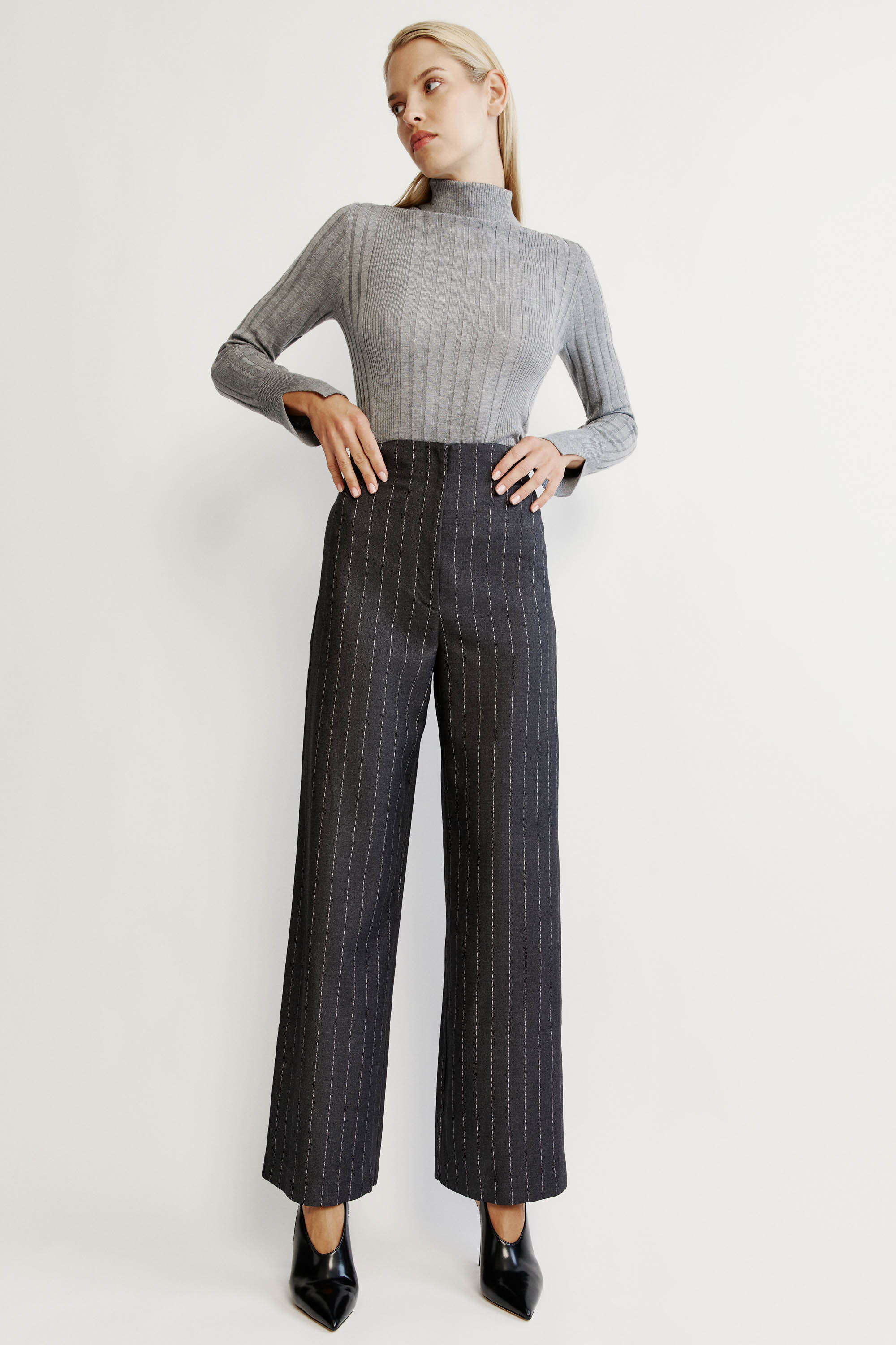 Bardot Tarshee Turtle Neck Knit Top In Dove Grey
